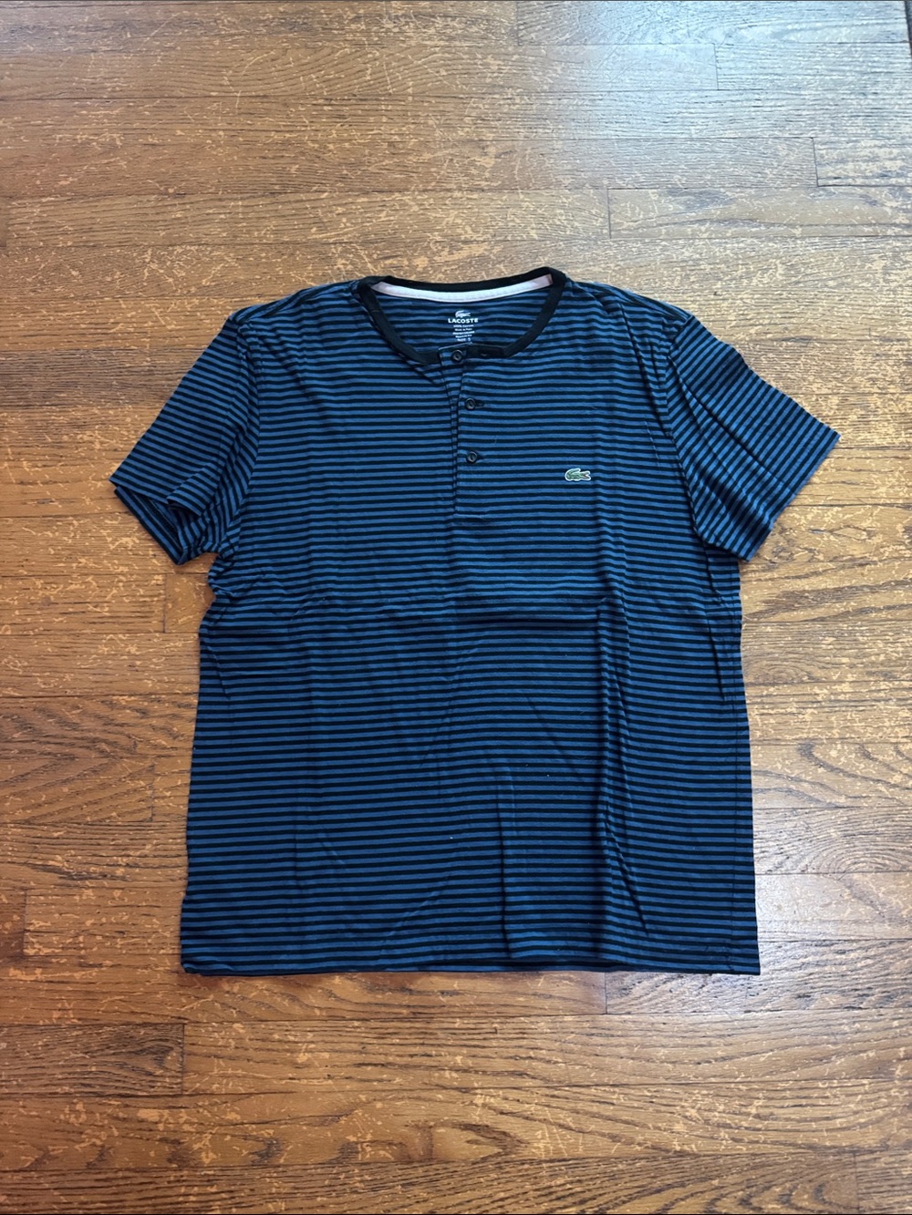Lacoste Men’s Striped Short-Sleeve Henley Tee. Size 5 (M)